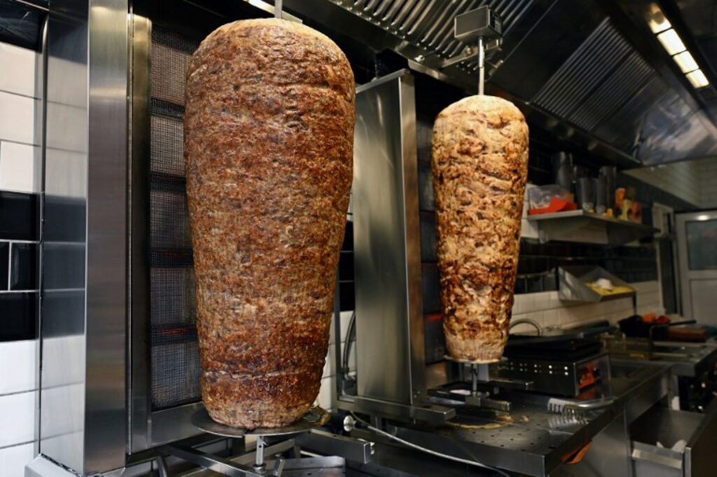 Collective labour agreement reached at one of Germany's largest kebab producers