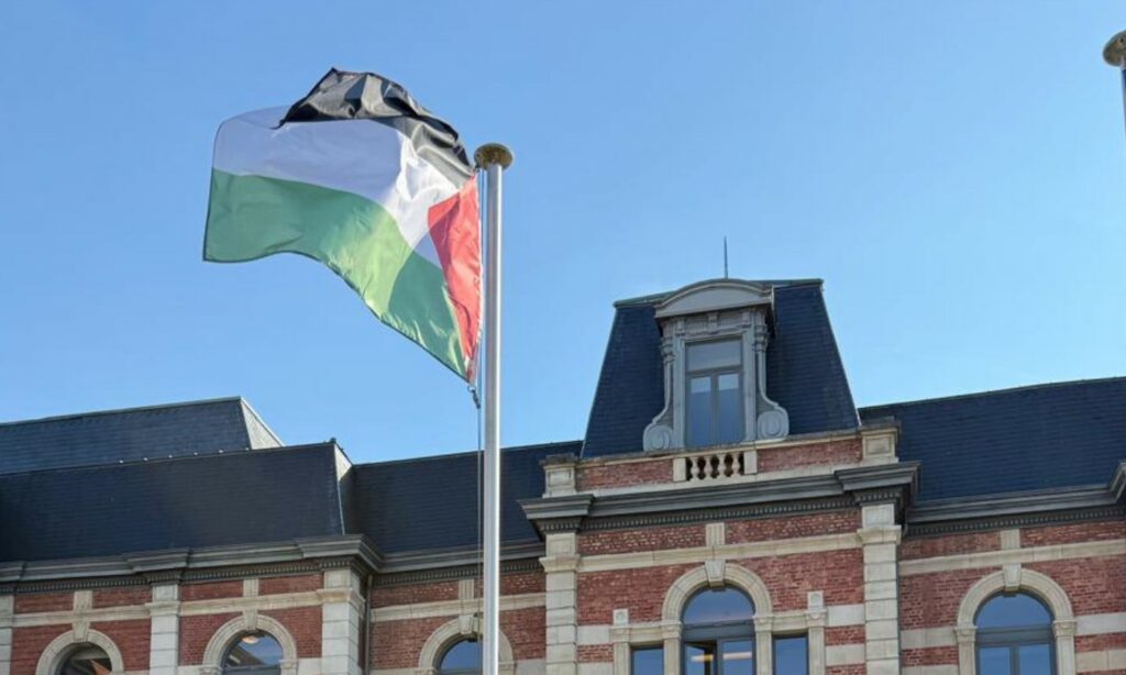 'Flag of a terrorist movement': Commotion at Jette council over Palestinian flag