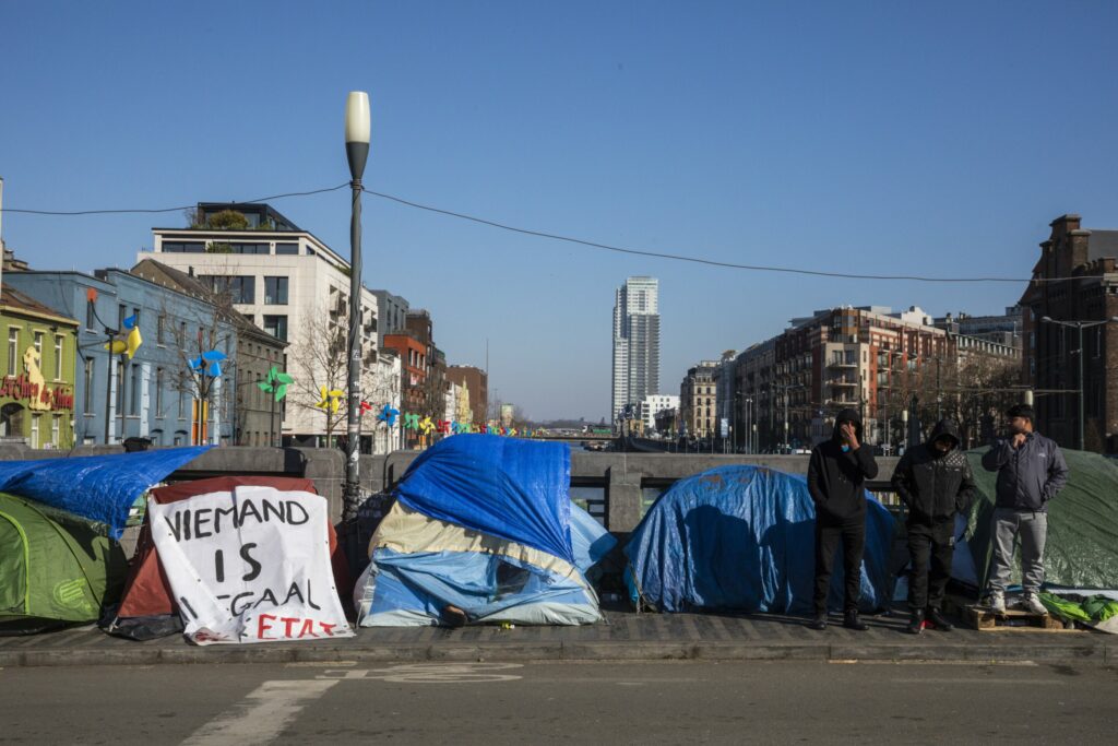 Four families sleeping rough in Brussels sue Belgian Migration Minister