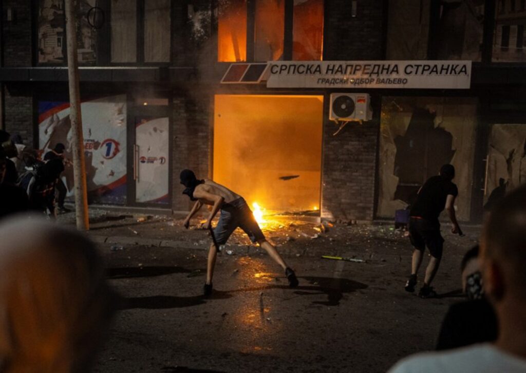 Protesters and police clash for 5th day in Serbia