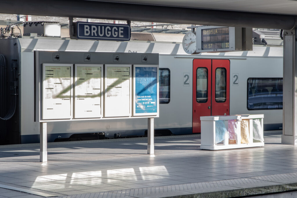 Brugge court conditionally releases station brawl suspects