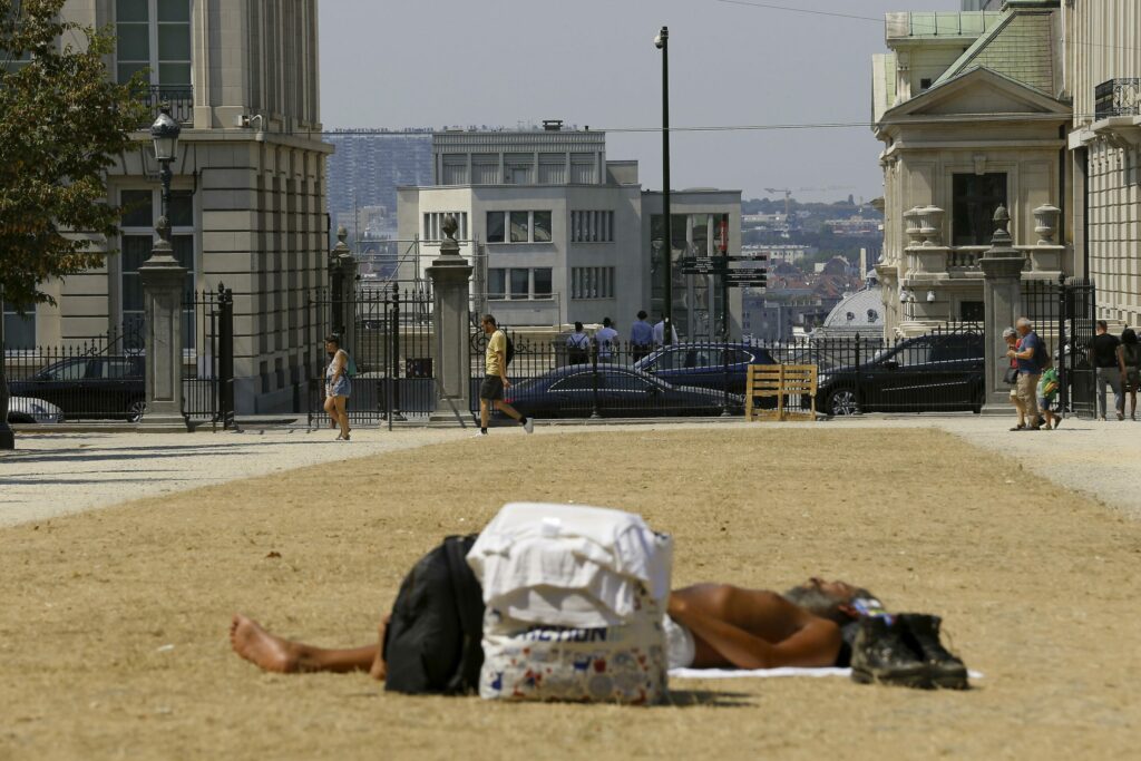 Brussels to prepare 'heatwave plan' for homeless and vulnerable people