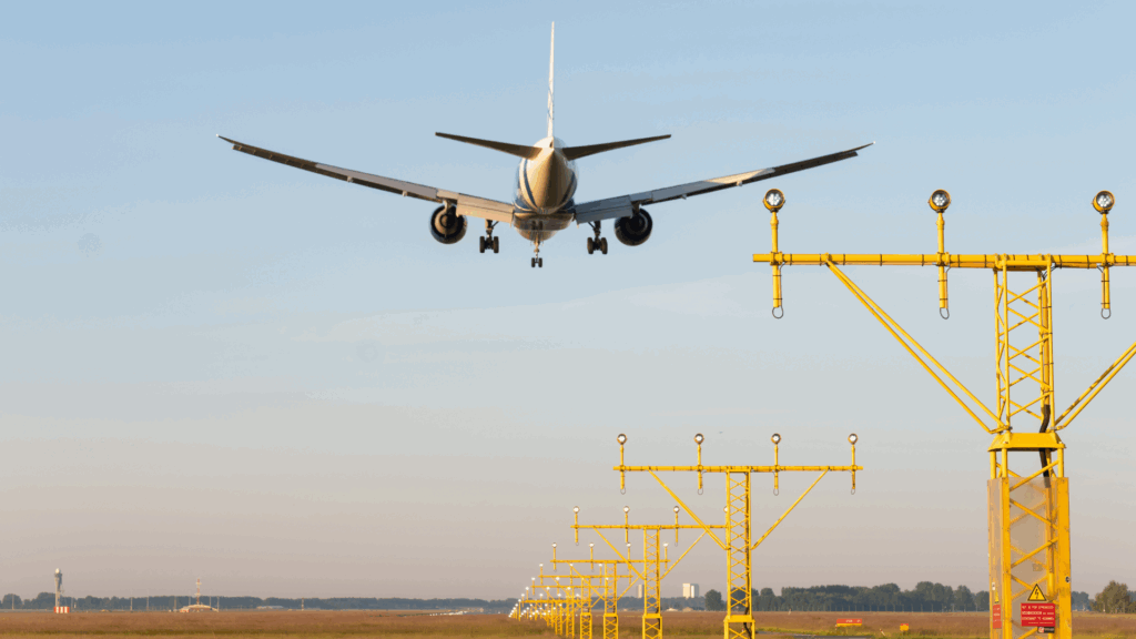 Passengers at risk as pilots blinded by Belgian solar panels near airport