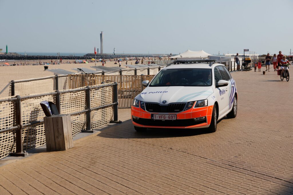 Two bikini-clad women accused of hitting police in Blankenberge