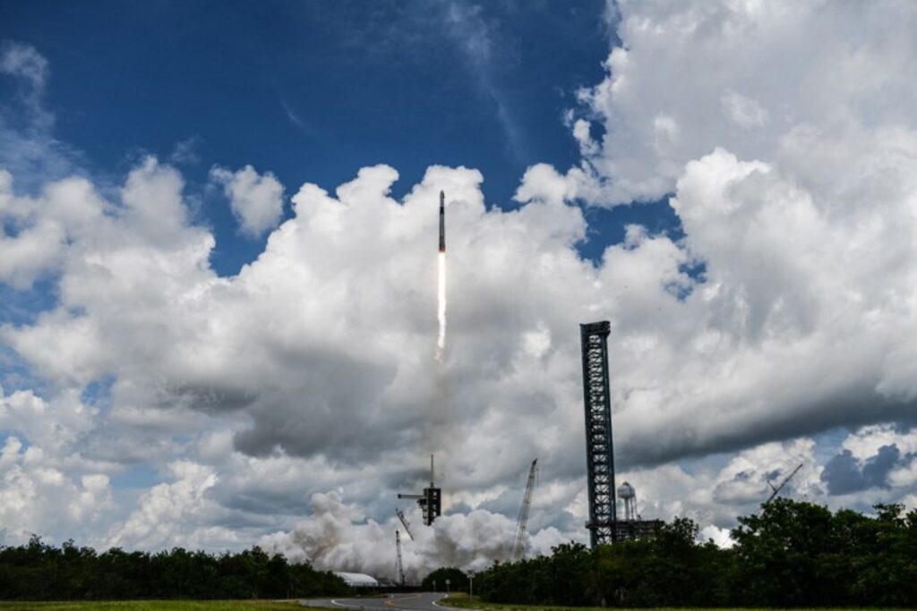Four astronauts return to Earth from space station ISS