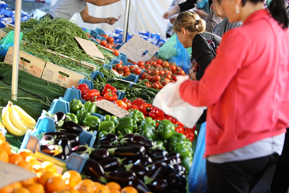 Where are Brussels' daily food markets?