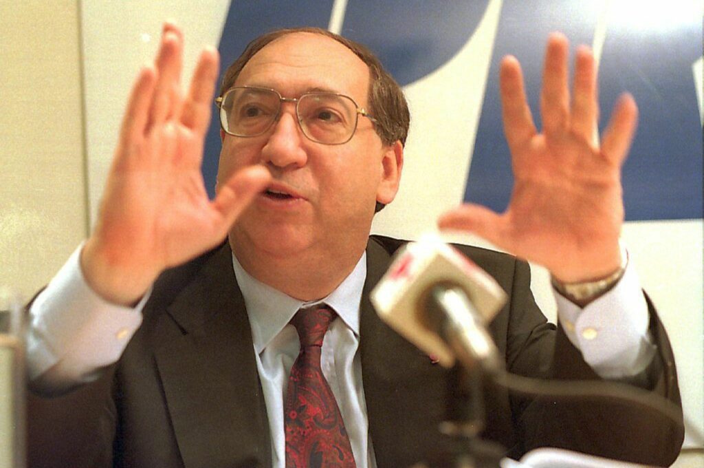 Belgian liberal hero's grave vandalised in Liège