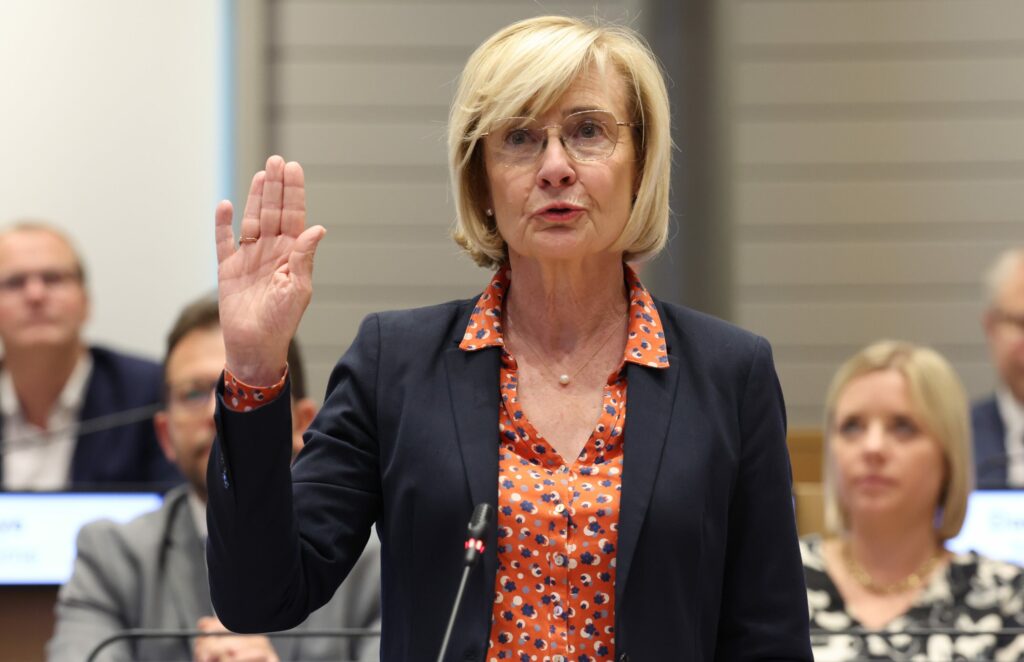 'I feel things have changed' - Ex-Molenbeek mayor leaves for Uccle