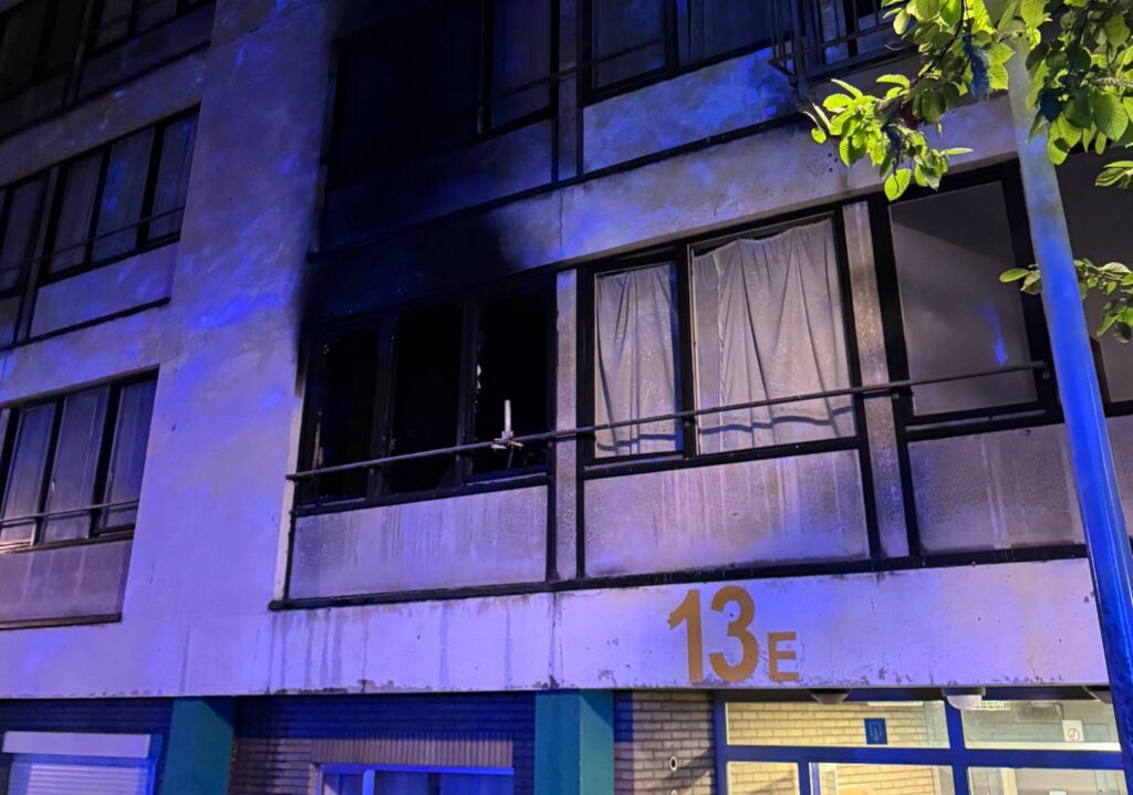 Five people hospitalised after fire in Anderlecht tower block