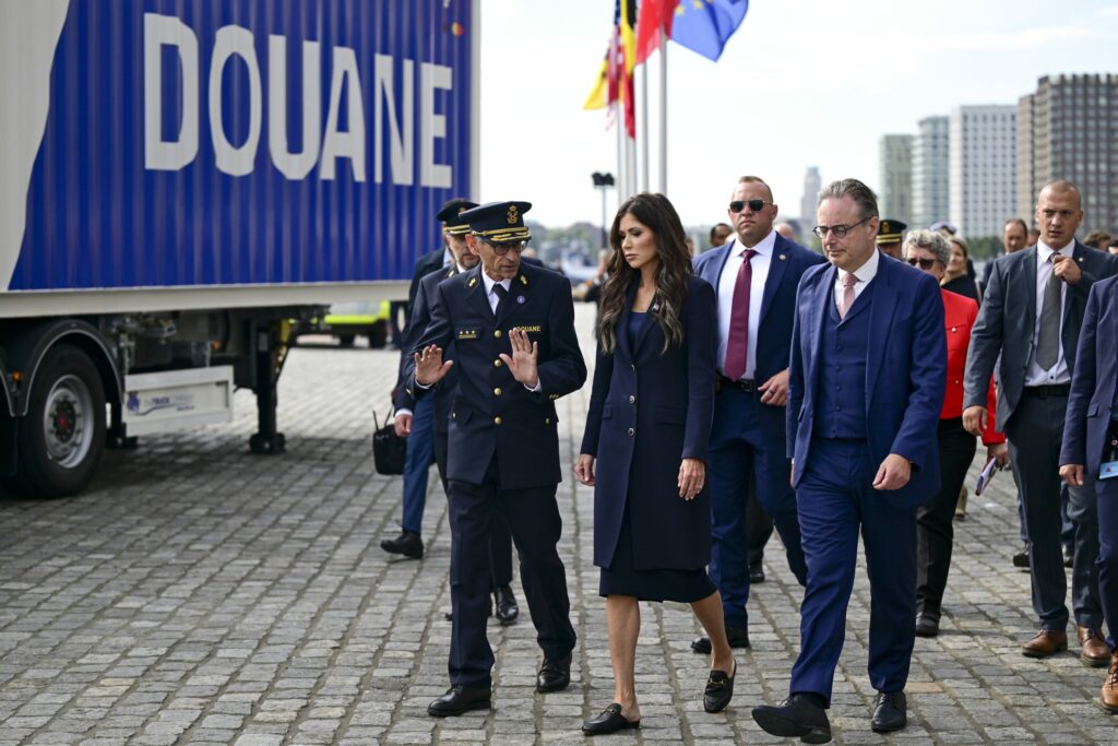 'Here to share, but also to learn': US Homeland Security chief Kristi Noem in Antwerp Port