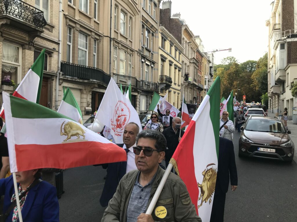 Middle East expert calls current situation 'highly unusual'