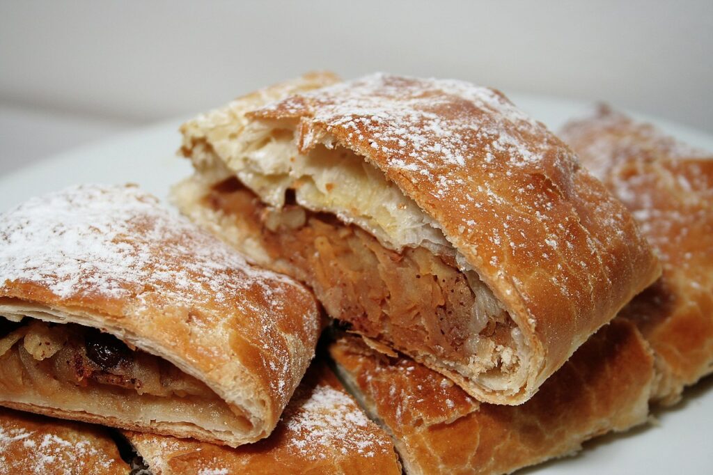 Croatian village sets record with three kilometers of strudels laid out