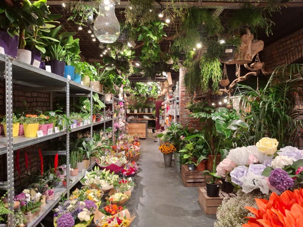 How a Brussels florist is adapting for a holiday which 'younger people often overlook'