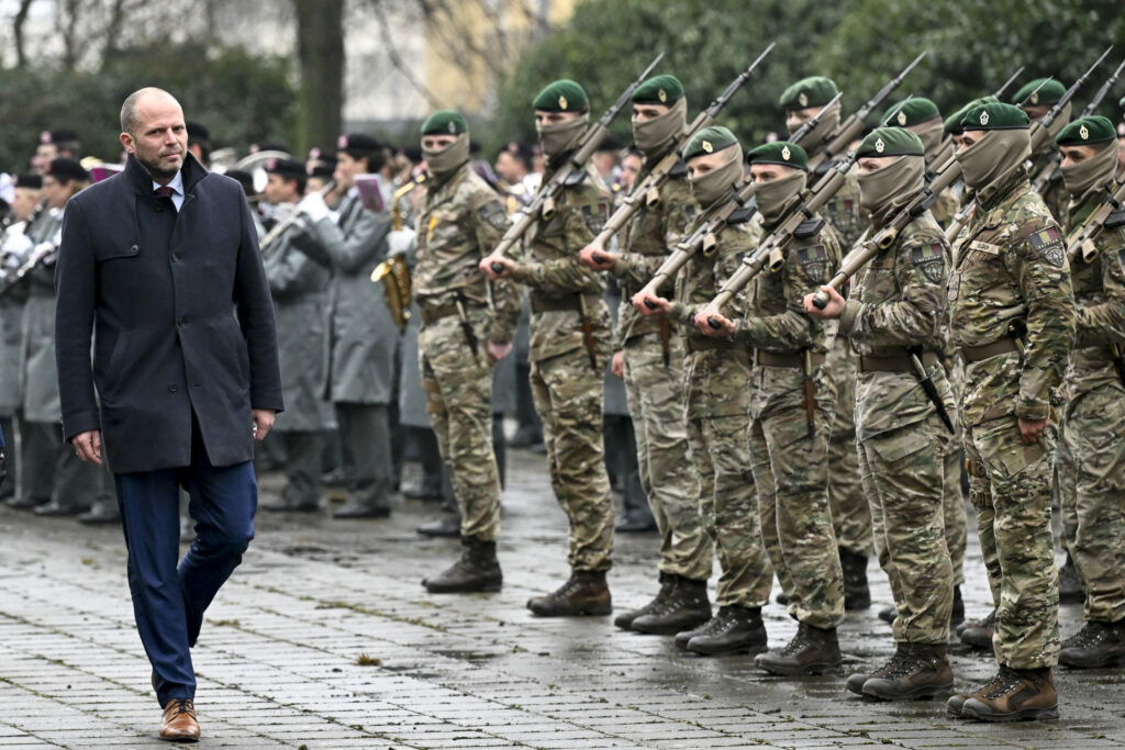 Are young Belgians ready for military service?