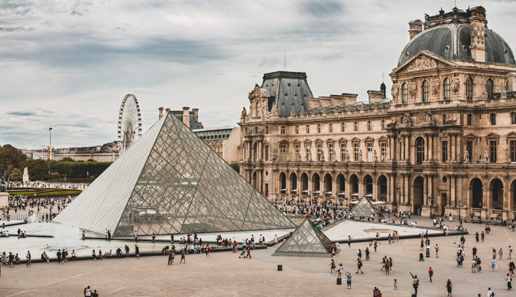 Louvre heist: Why French police are reportedly keeping an eye on the Belgian border