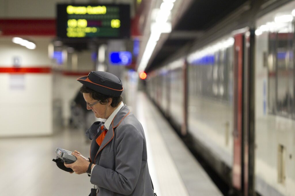 Commission to speed up train traffic between European capitals