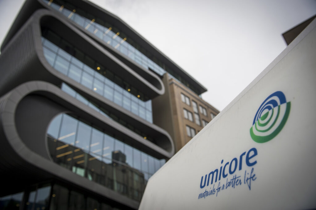 Price of gold reaches record high