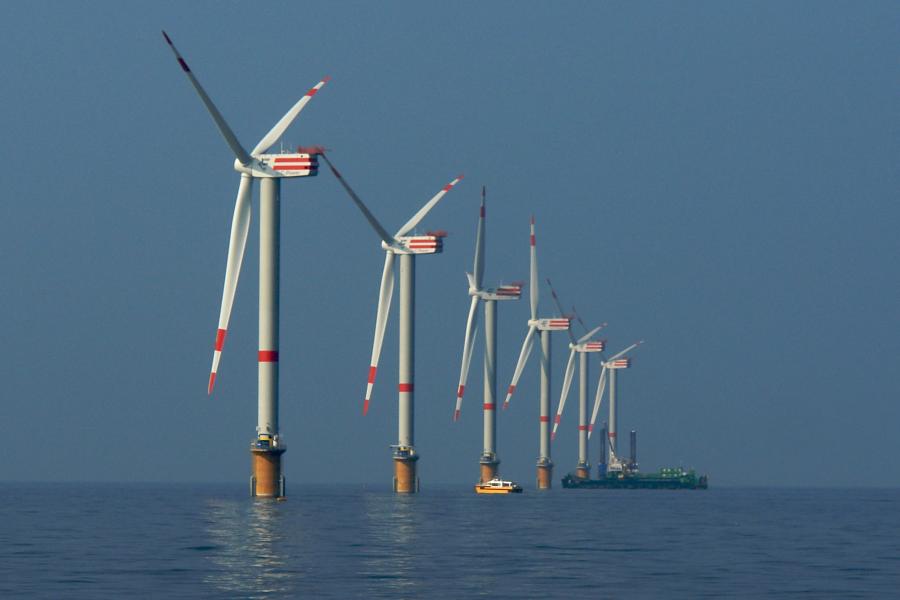 Offshore wind turbines keep generating electricity despite storm