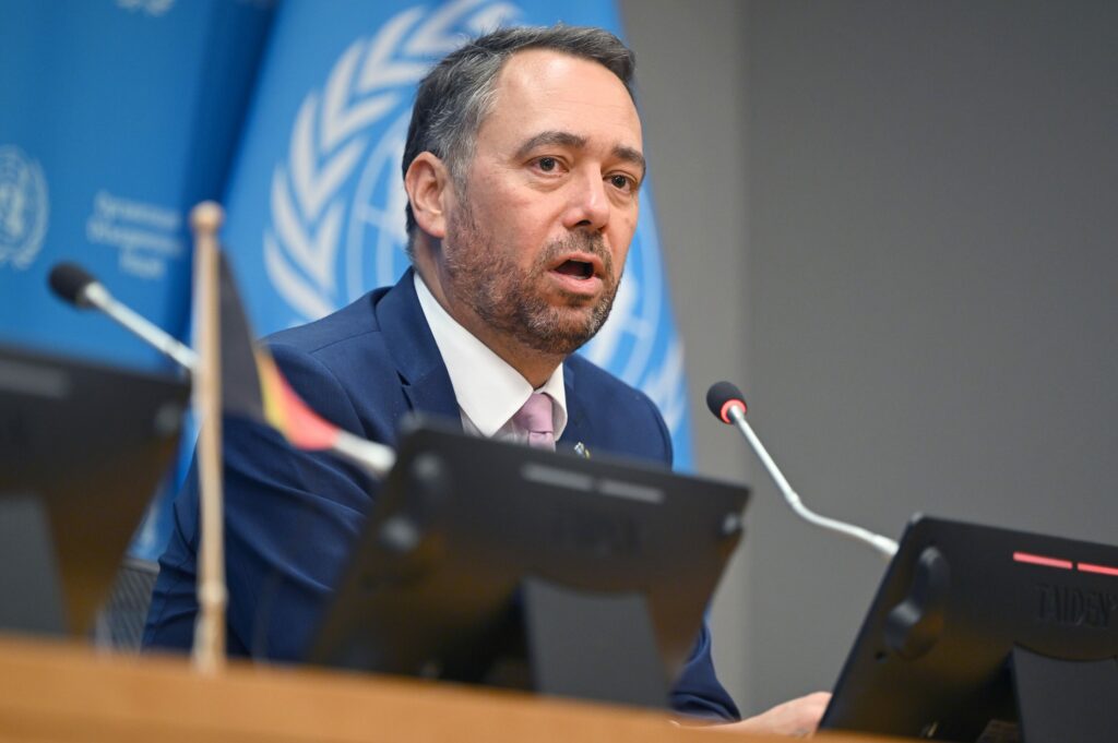 Belgian minister's plane makes unforeseen landing in St Maarten