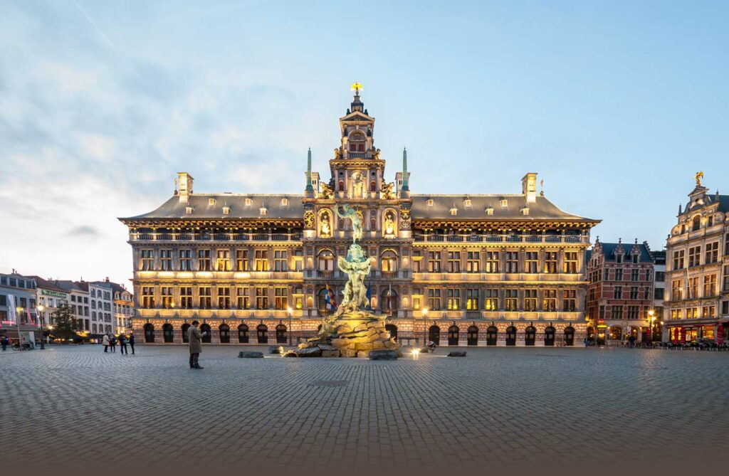 Antwerp City Hall wins 'Grand Prix' of European Heritage Awards