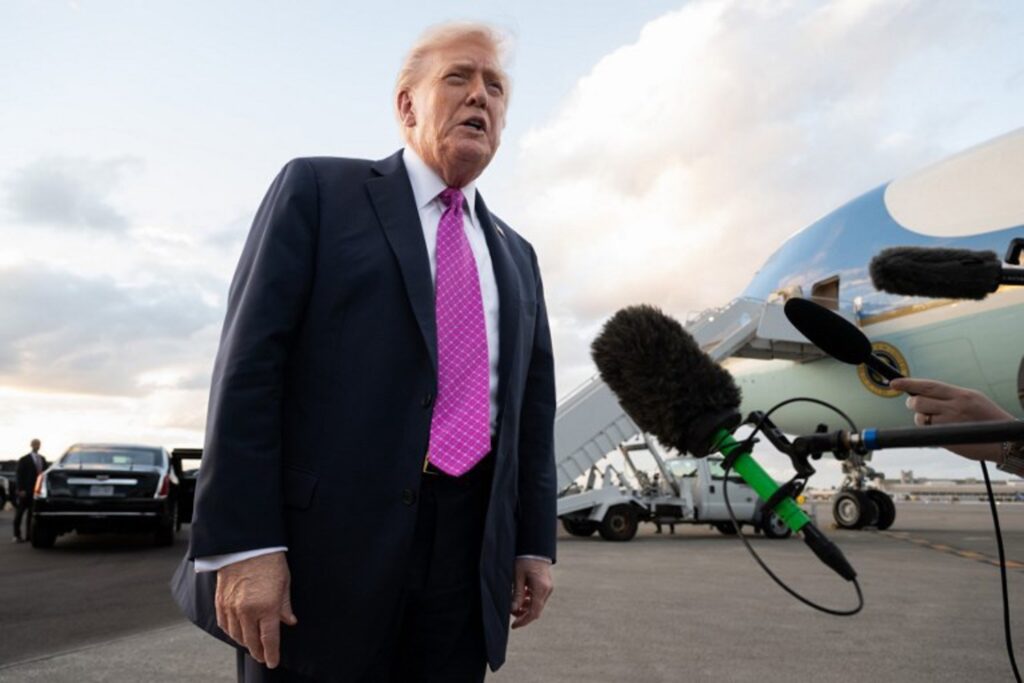 Trump has reportedly rejected Zelenskyy's request to deliver long-range Tomahawk missiles