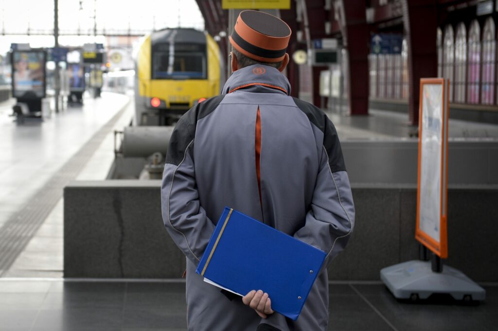 'Lawless zones': Train staff raise alarm as SNCB records six assaults a day