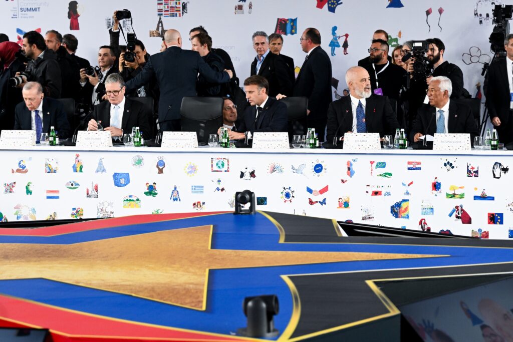 How the EU talks to its neighbours