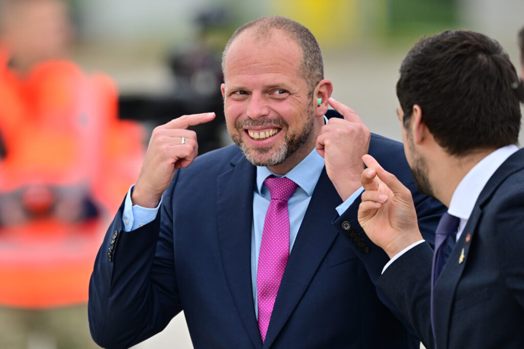 Defence Minister wants underground car parks to serve as bomb shelters