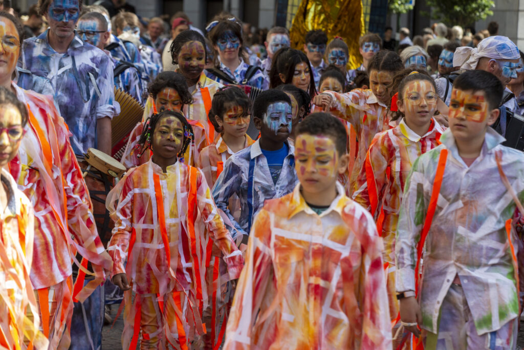 Future of Brussels' folkloric Zinneke parade under threat