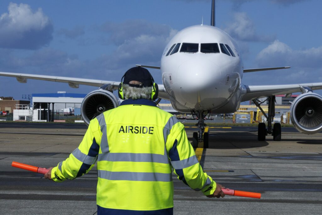 Unions fear job losses at Antwerp and Ostend airports