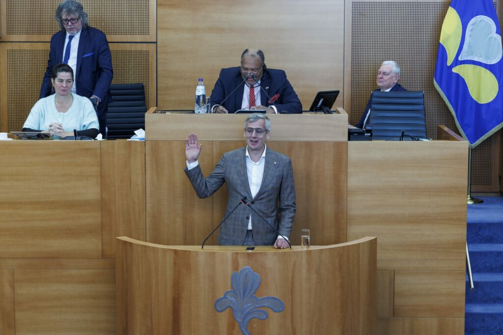 Brussels Budget Minister says government averted the capital's shutdown