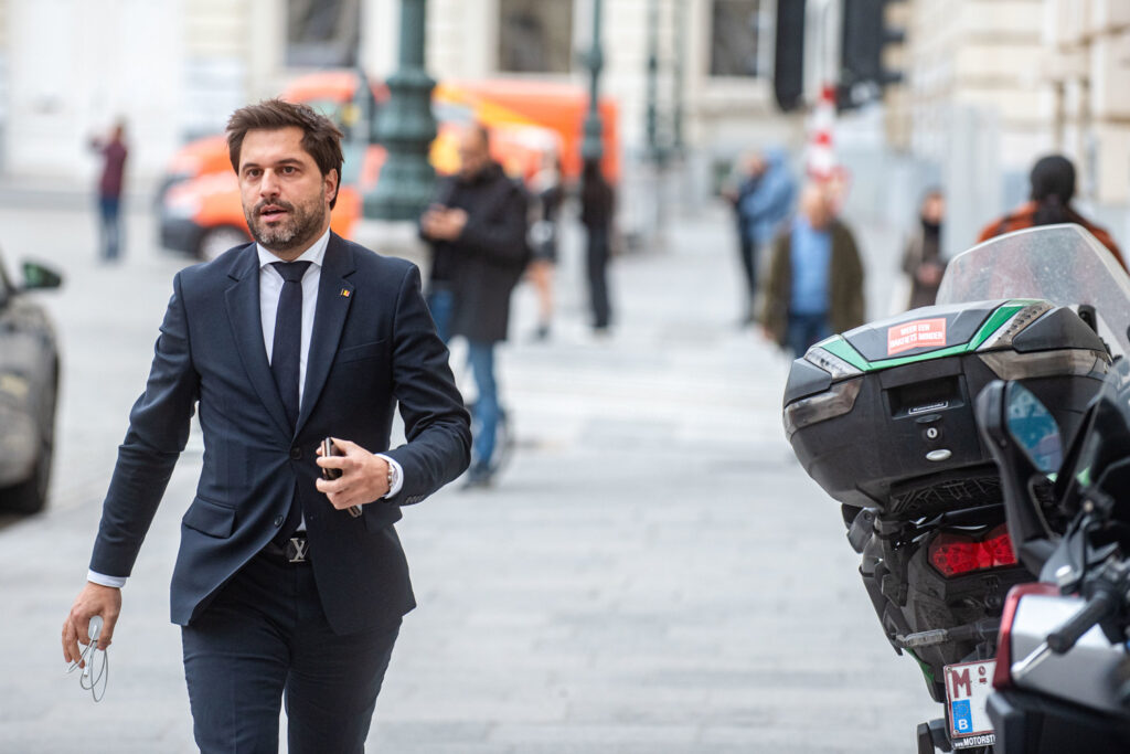 Brussels negotiators continue the search for a deal