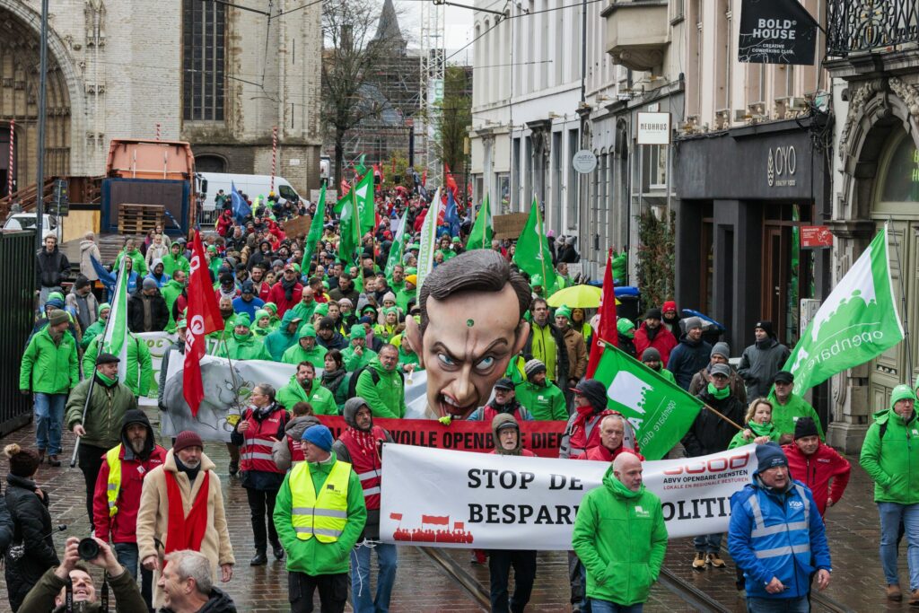 Belgium's middle classes to bear brunt of new budget - opposition MPs