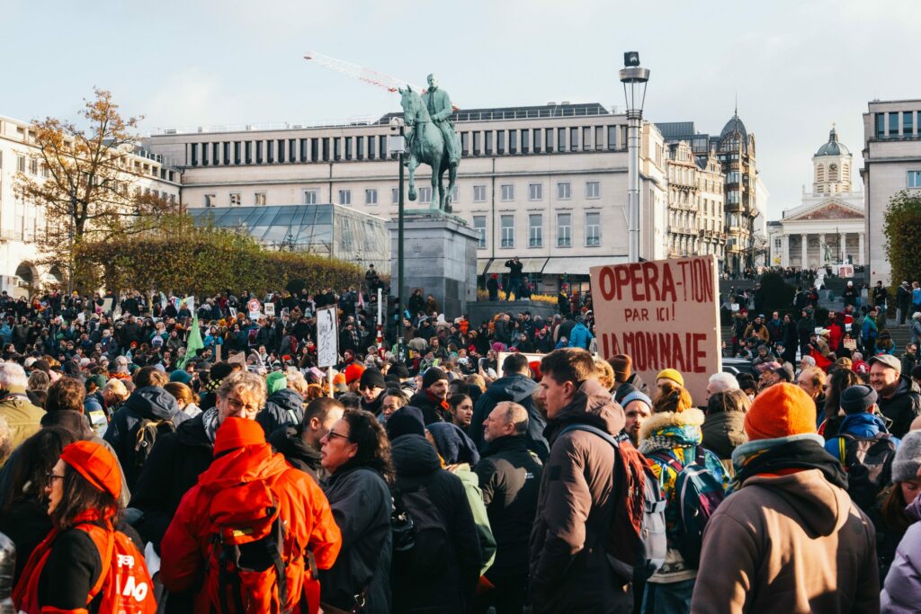 Call for general strike on 15 December