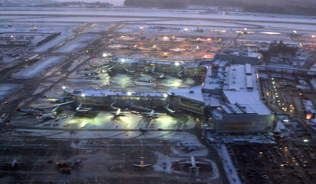 All four Moscow airports closed because of Ukrainian drones