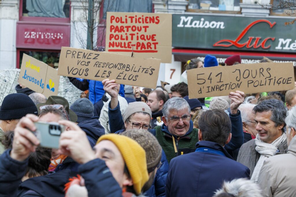 'Tumbling into the abyss' – Brussels breaks record for longest period without government