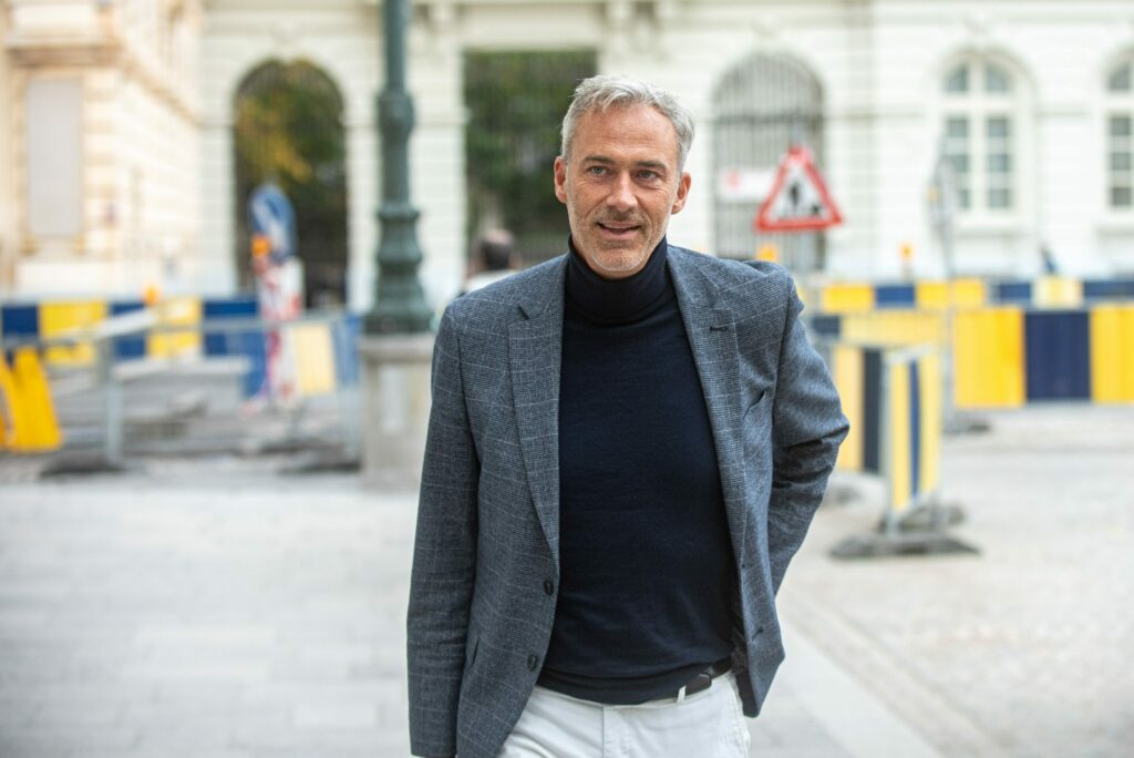 Last chance saloon: Can the new 'Guinness coalition' save Brussels?