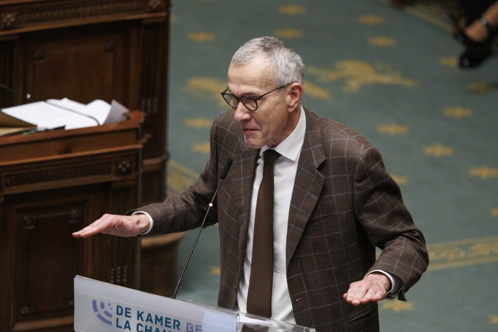 Health Minister urges European Commission to cap sperm donations