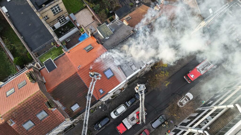 Violent blaze broke out near Brussels-Midi station
