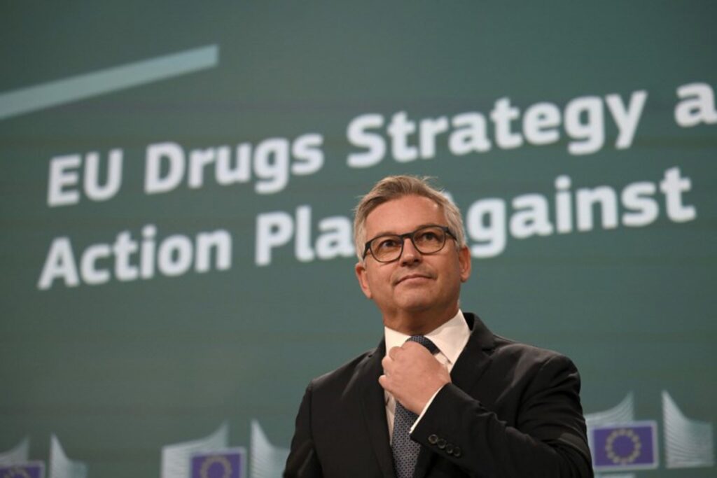 EU plans to 'fight back' against drug trafficking crisis
