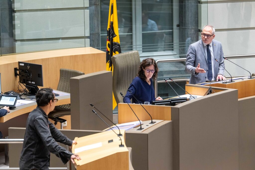 Flemish Government approves new arms trade decree