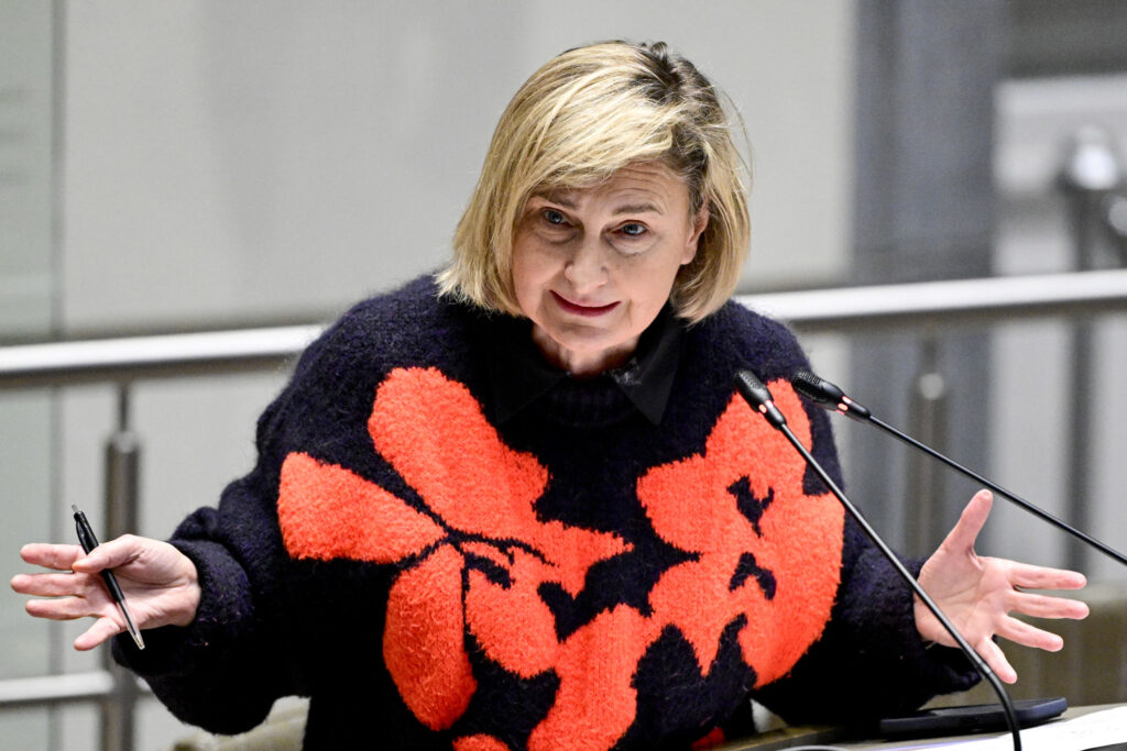 Flanders severes fine for aggression towards officials