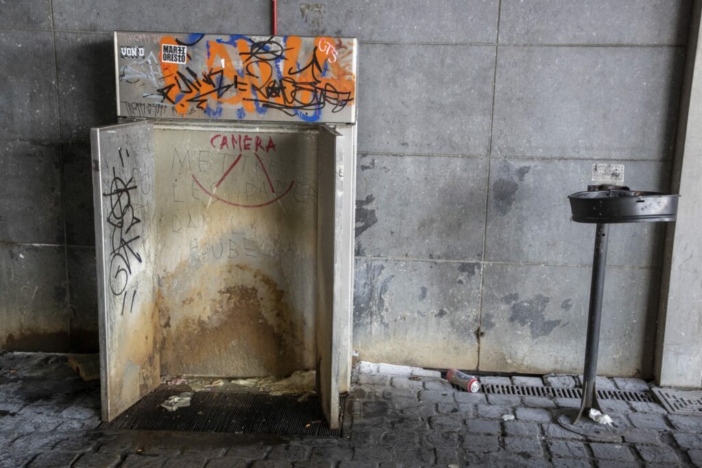 'Bad for the city's reputation': Brussels named European city with dirtiest public toilets