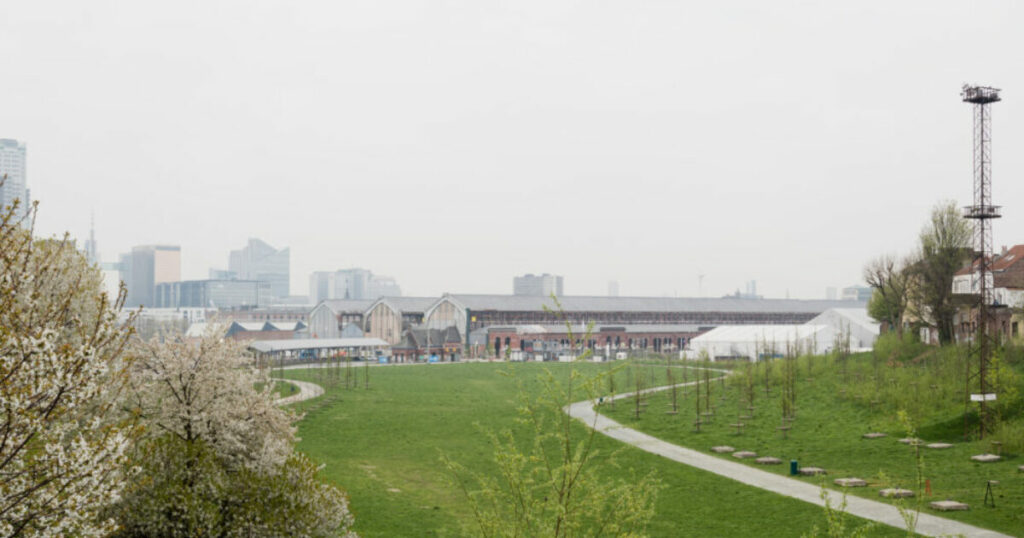 Family lives in self-built house on vacant lot at Tour & Taxis in Brussels
