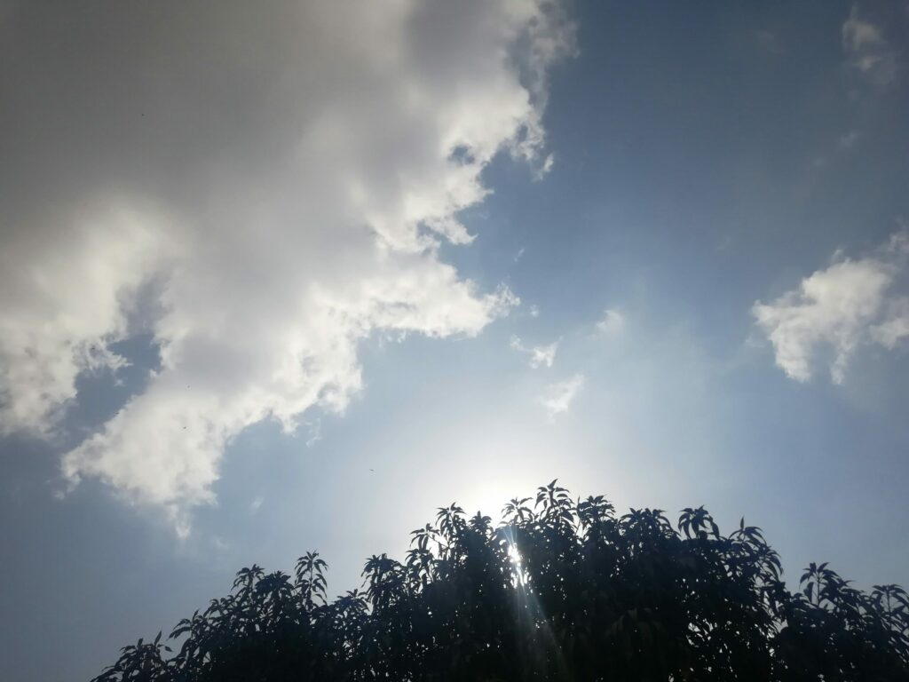 Rain moves in after a brighter start to Friday