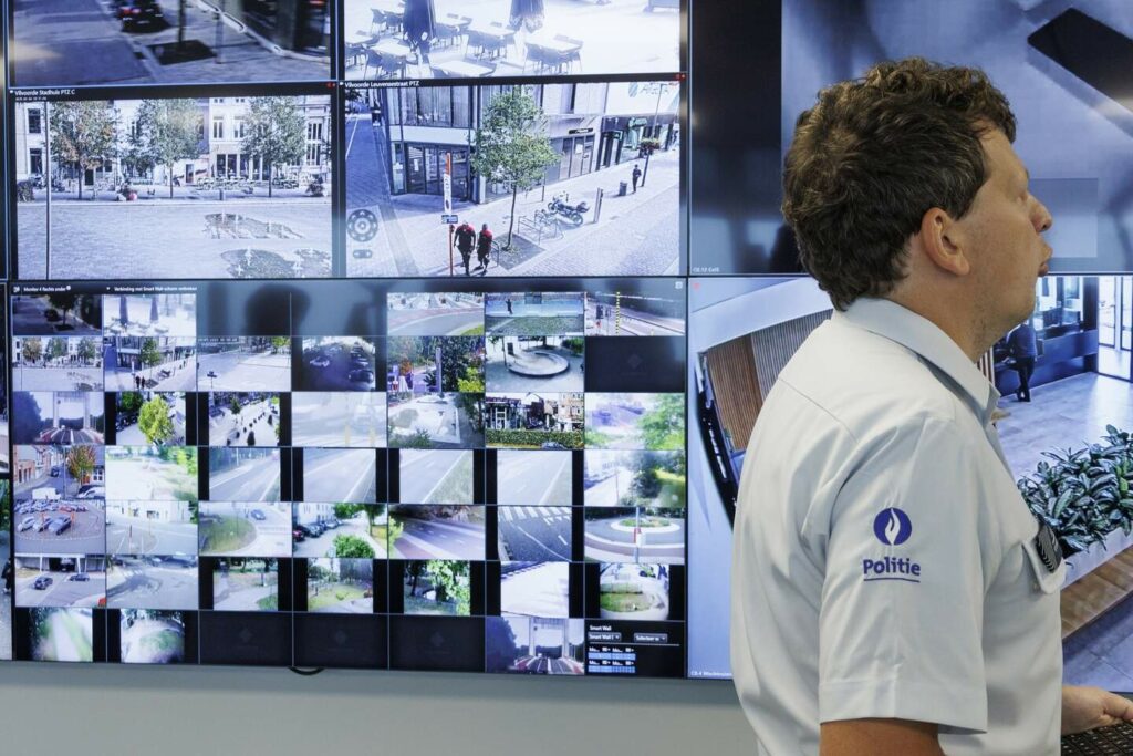 i-Police and the Politics of Promise