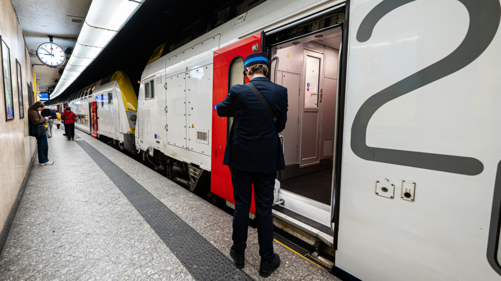 Day 2 of Belgium's rail strike: Cancelled trains and disrupted international trips