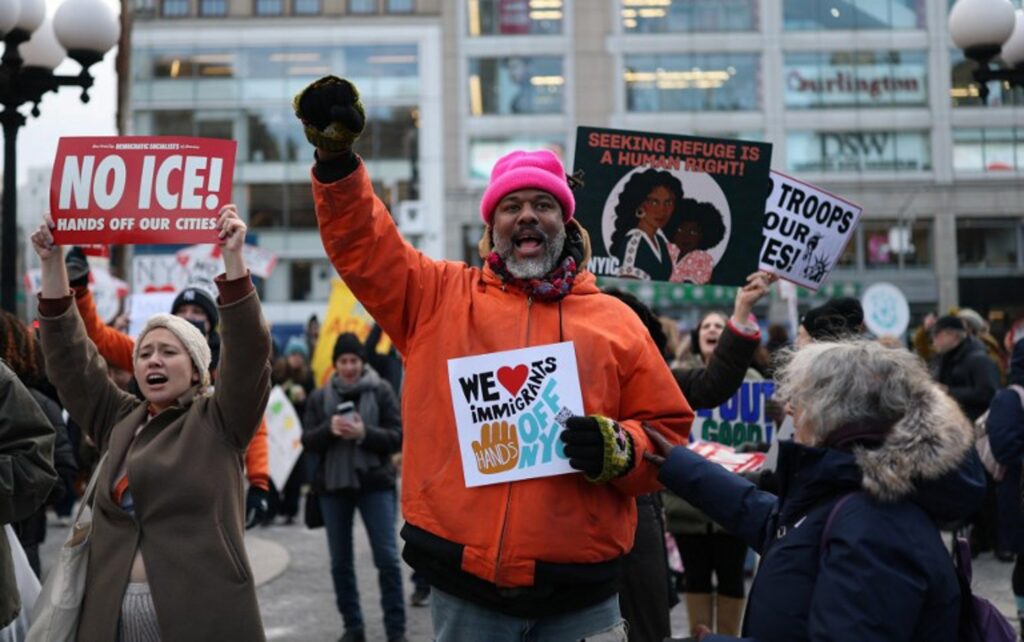 Massive Minneapolis anti-ICE protest continue in US despite -23°C temperatures