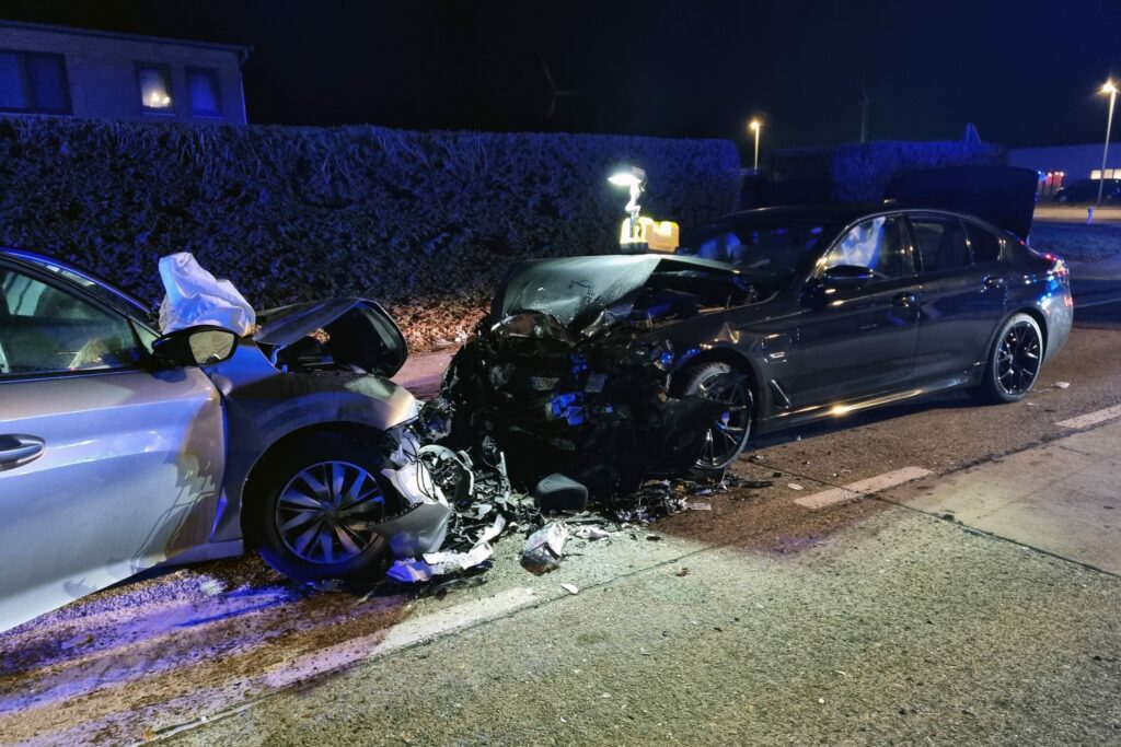 Two people seriously injured in head-on car crash