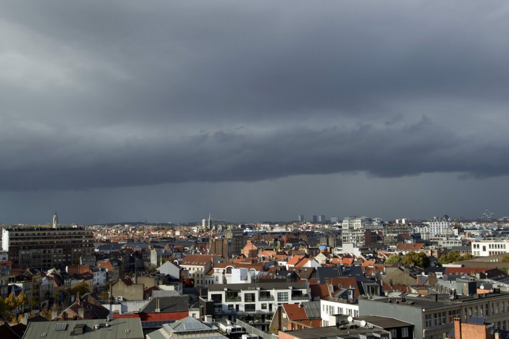 Rain kicks off weekend in Belgium